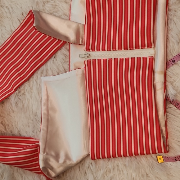 Casper + Pearl micro crop one shoulder candy cane print top - Picture 10 of 10